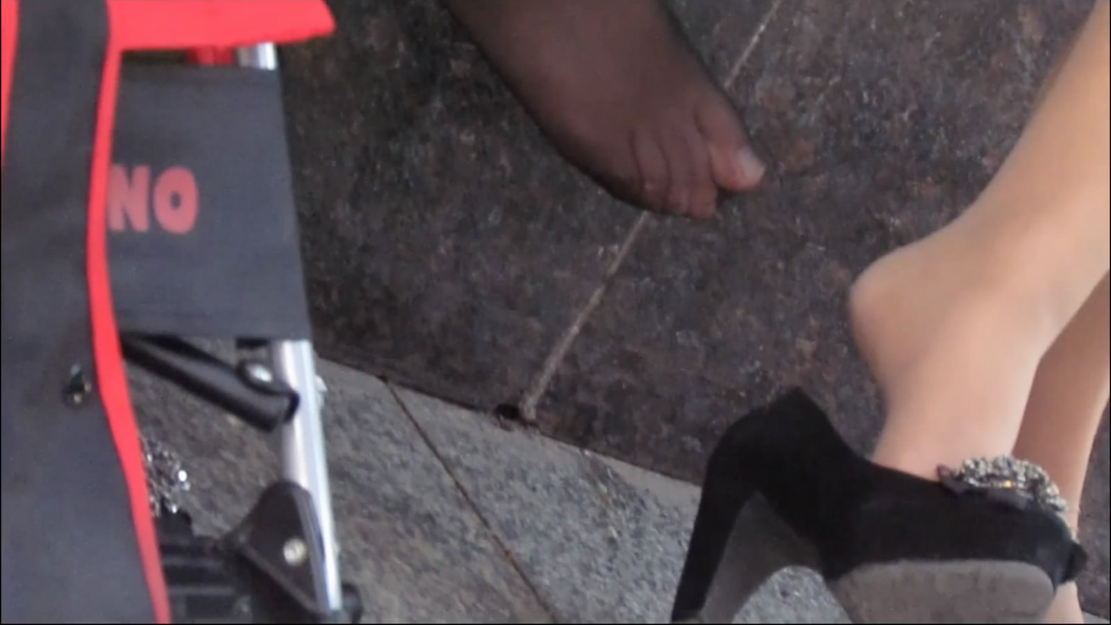 streetsnapdangl[00 02 30][20181126 234949 9]